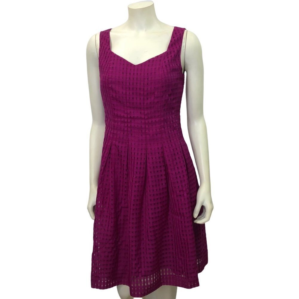 IVANKA TRUMP FIT AND FLARE SLEEVELESS DRESS SZ 4